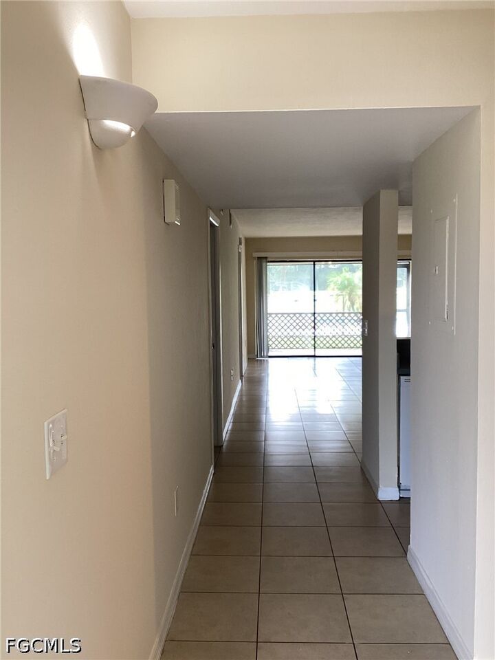 Property Photo:  2211 E 5th Street 12  FL 33936 