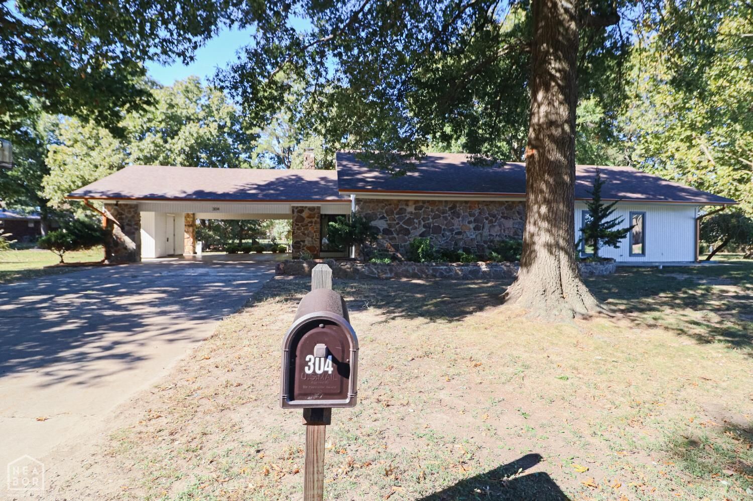 Property Photo: 304 Westwood Circle AR 72476