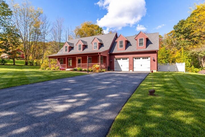 Property Photo:  164 Baldwin Street  MA 01524 