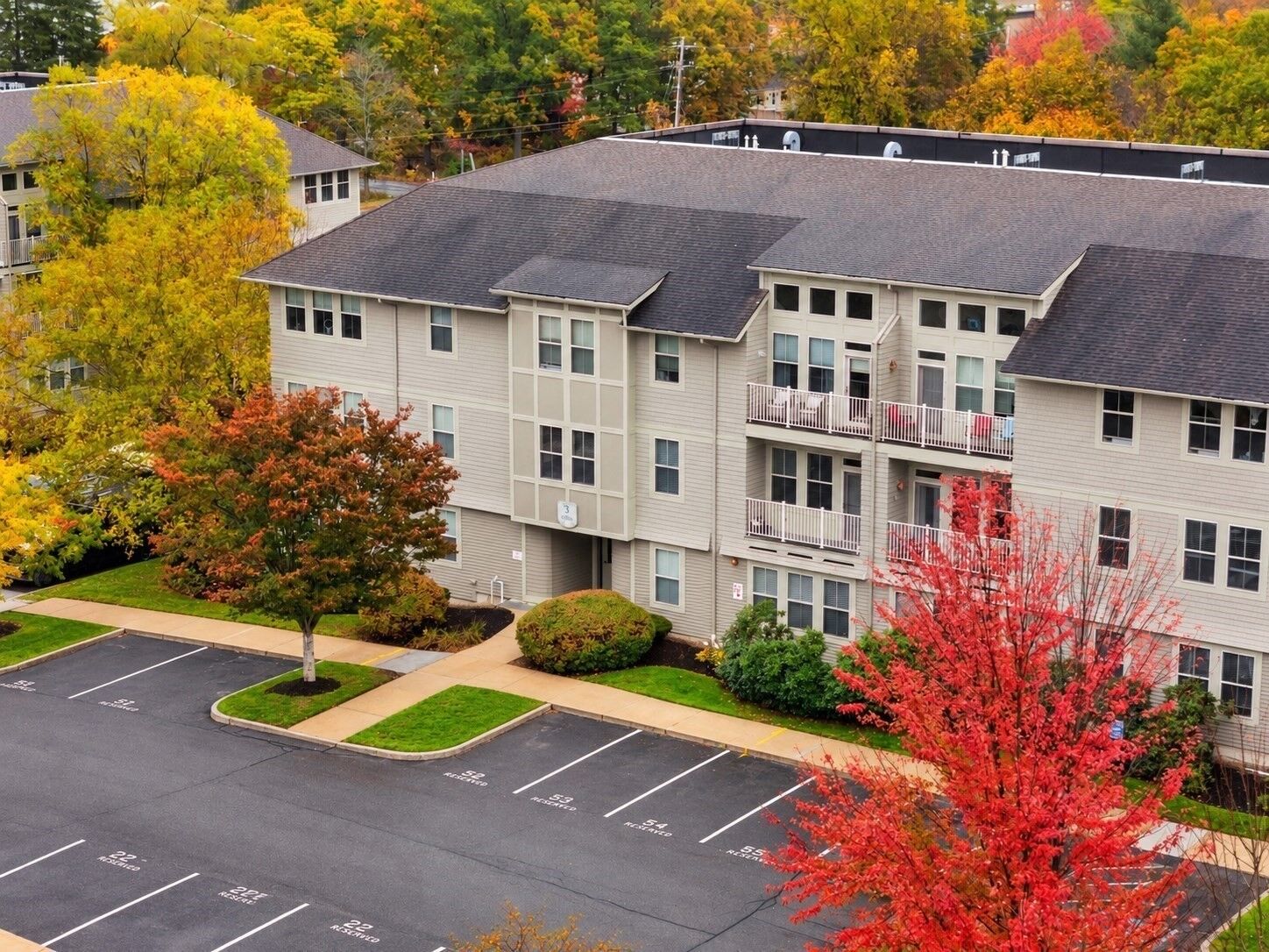 Property Photo:  3 Harvest Dr 305  MA 01876 