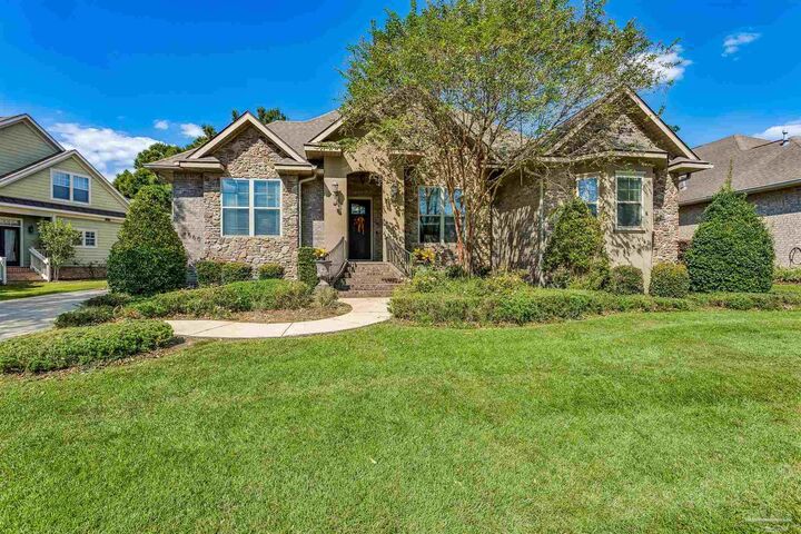 Property Photo: 8560 Salt Grass Dr W FL 32526