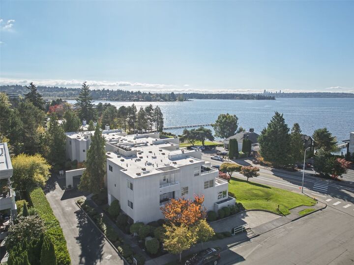 Property Photo:  10115 NE 62nd Street A202  WA 98033 