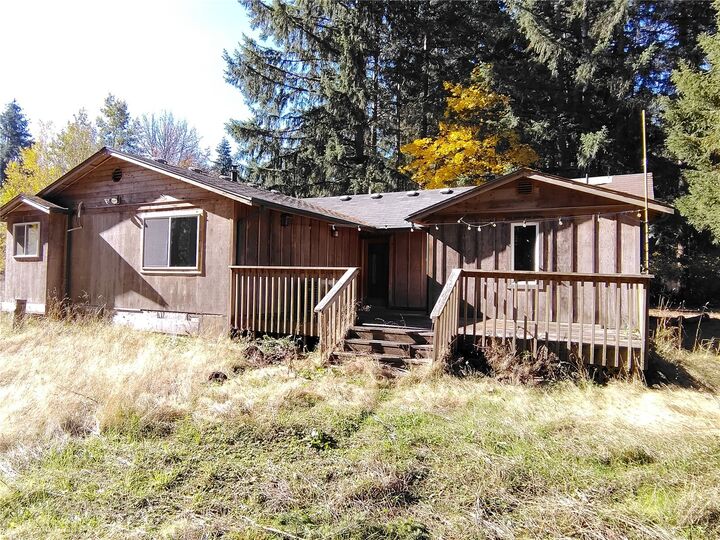 Property Photo:  3614  364th Street S  WA 98580 