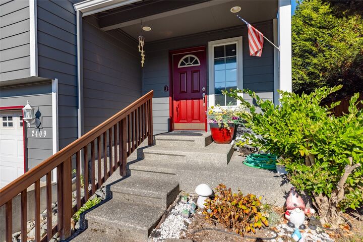 Property Photo:  2409 S 15th Street  WA 98274 
