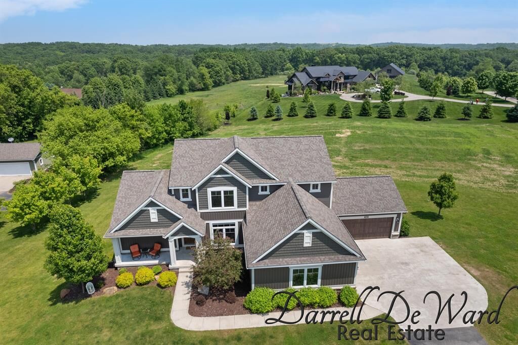 Property Photo: 3940 Egypt Valley Avenue NE MI 49301