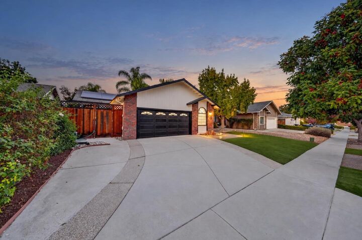 Property Photo:  6039 Foothill Glen Drive  CA 95123 