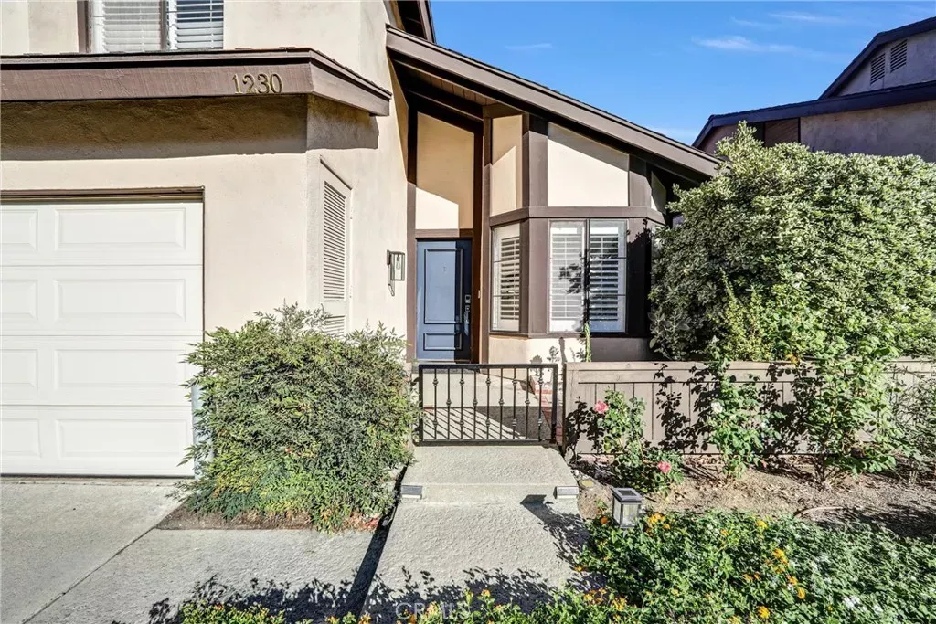 Property Photo: 1230 Stonewood Dr CA 91010