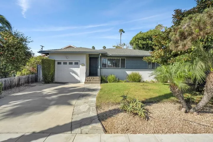 Property Photo:  1148 Diamond Street  CA 92109 