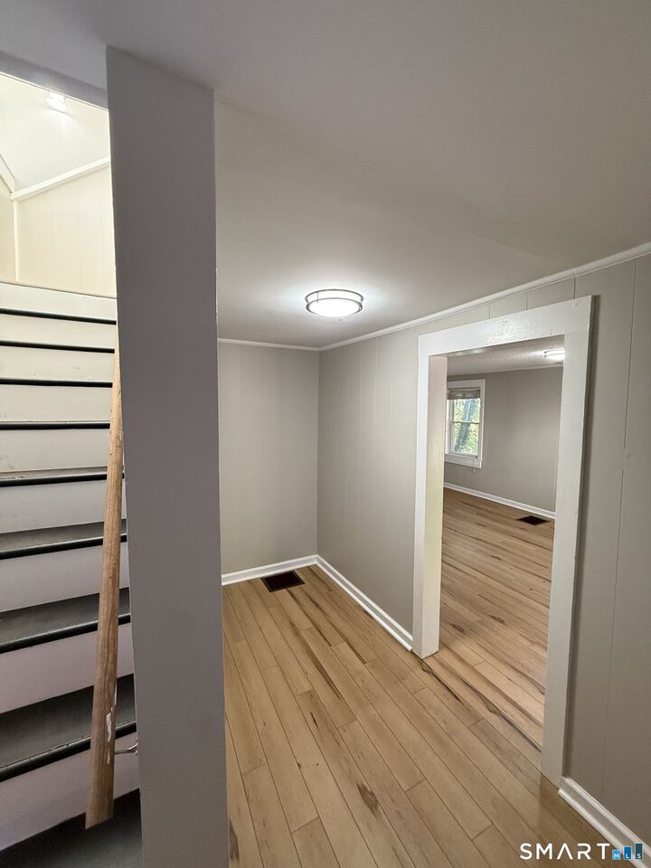 Property Photo:  15 Ripley Place  CT 06360 