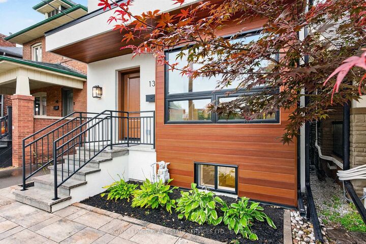 Property Photo:  139 Priscilla Avenue  ON M6S 3W4 