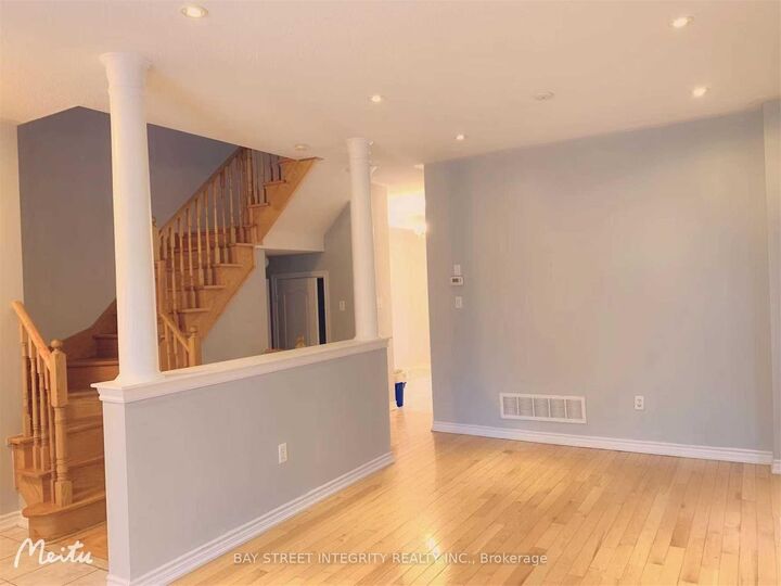 Property Photo:  34 Evaridge Drive  ON L6B 1E7 