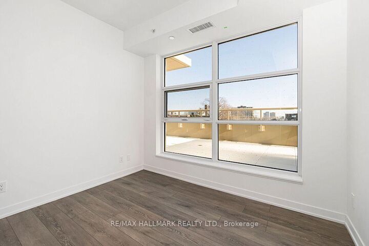 Property Photo:  1787 St Clair Avenue W 426  ON M6N 1J6 