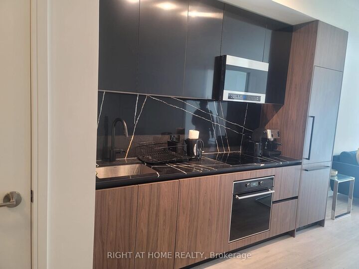 Property Photo:  425 Front Street E 516  ON M5A 1G9 