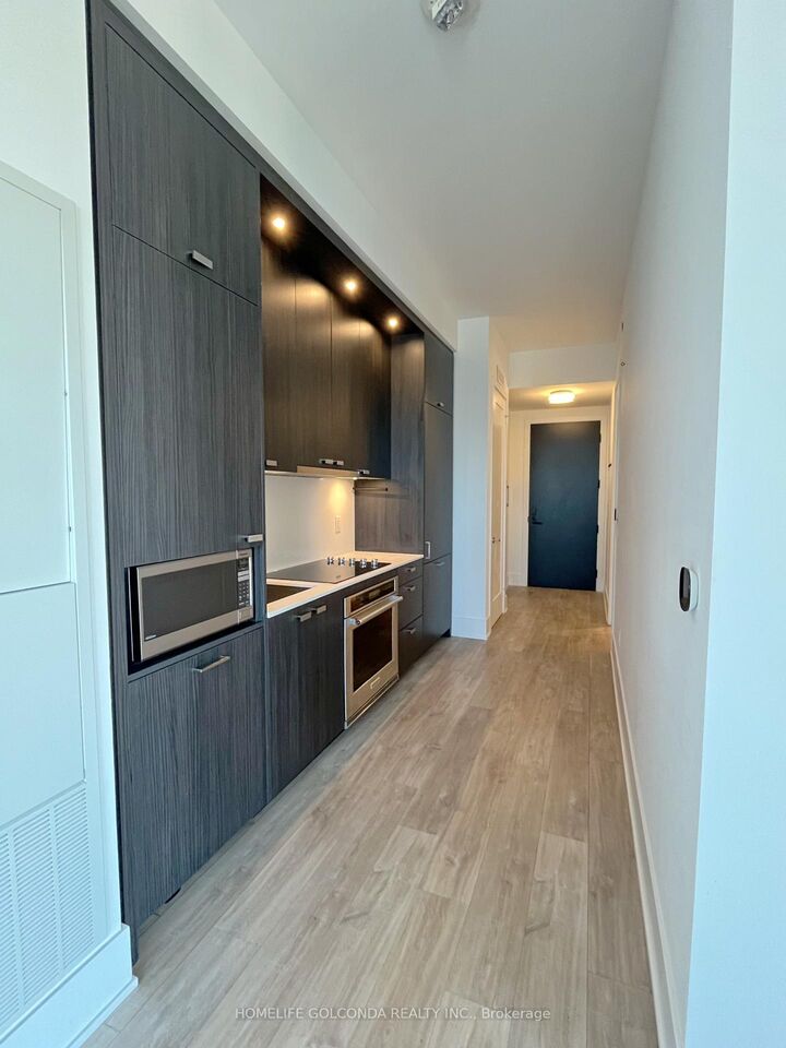 Property Photo:  470 Front Street W 3306  ON M5V 0V6 