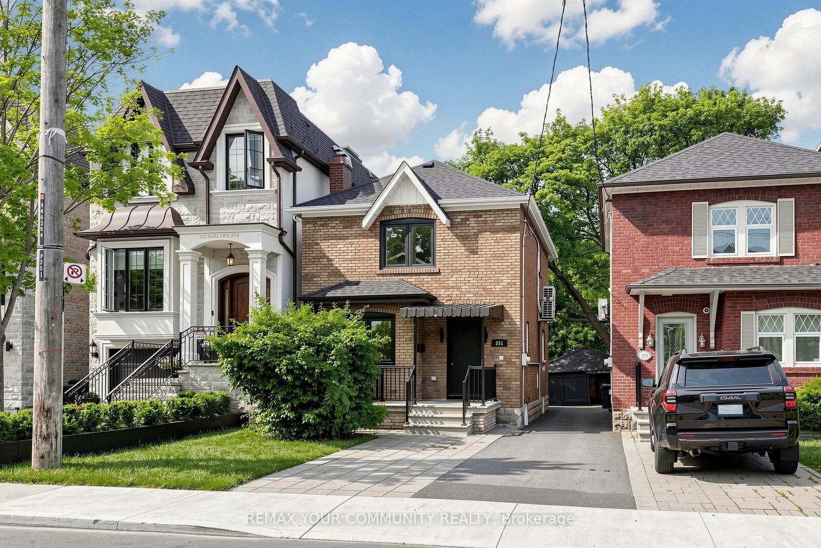 Property Photo:  351 Fairlawn Avenue  ON M5M 1T5 