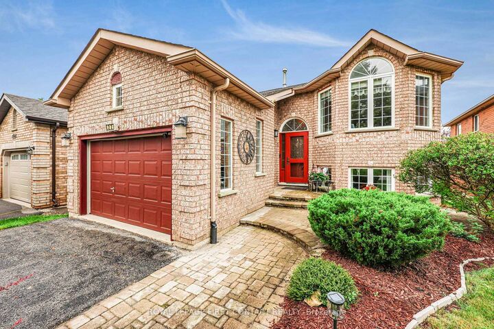 Property Photo:  22 Logan Court  ON L4N 8G9 