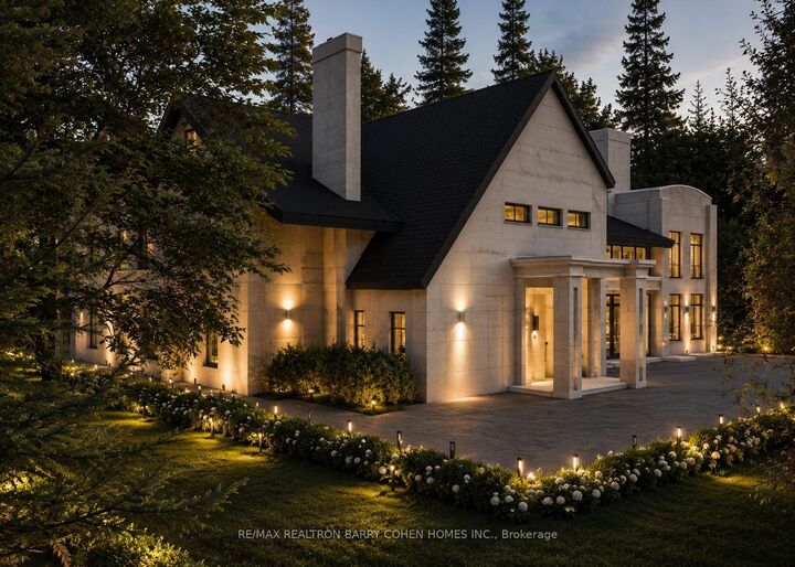 Property Photo:  40 Old Colony Road  ON M2L 2K1 