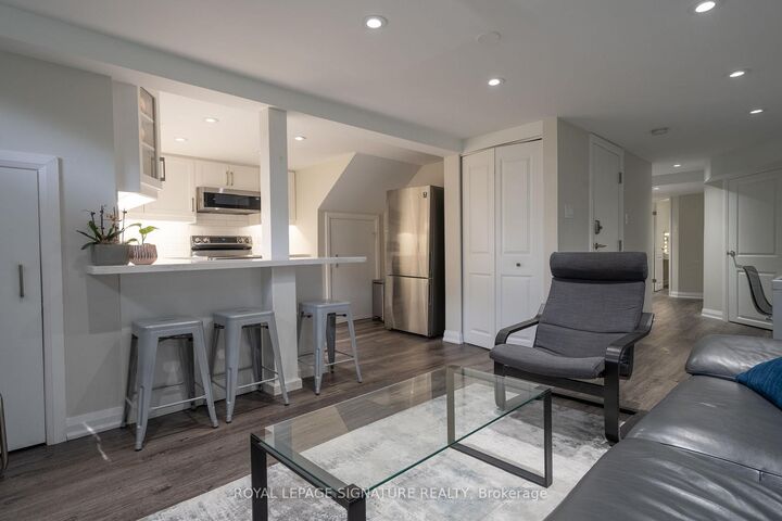 Property Photo:  305 Blue Grass Boulevard Bsmt  ON L4C 3H3 