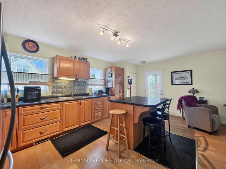 Property Photo:  31 Quinn Crescent  ON P0K 1N0 