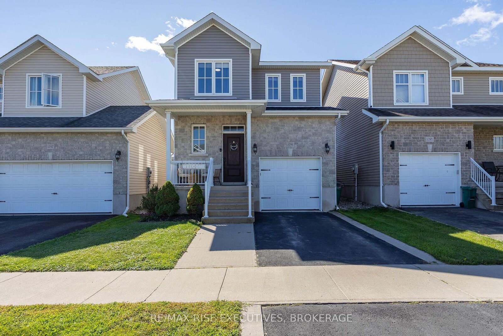 Property Photo:  1291 Atkinson Street  ON K7P 0J7 