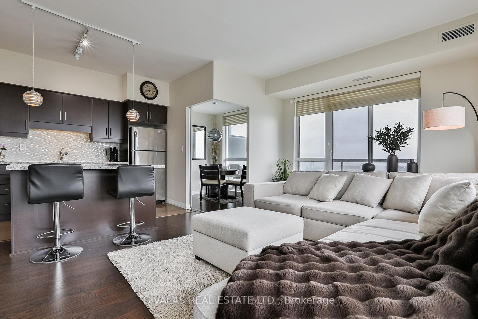Property Photo:  30 Herons Hill Way 2110  ON M2J 0A7 