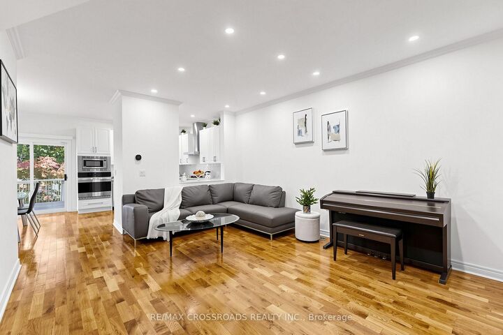 Property Photo:  74 Romance Drive  ON L4S 2R8 
