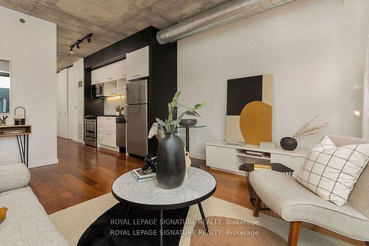 Property Photo:  47 Lower River Street 440  ON M5A 0G1 