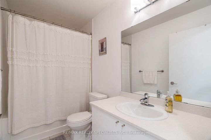 Property Photo: 3985 Grand Park Drive 617 ON L5B 0H8
