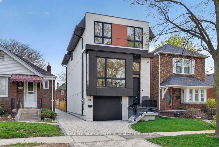 Photo de la propriété:  53 Lesmount Avenue  ON M4J 3V7 
