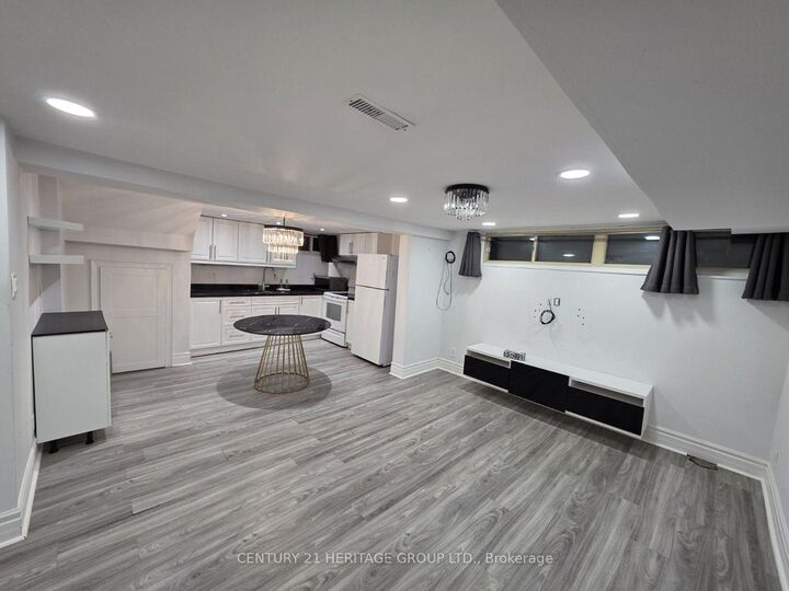 Property Photo:  315 Taylor Mills Drive N Bsmt  ON L4C 2T8 