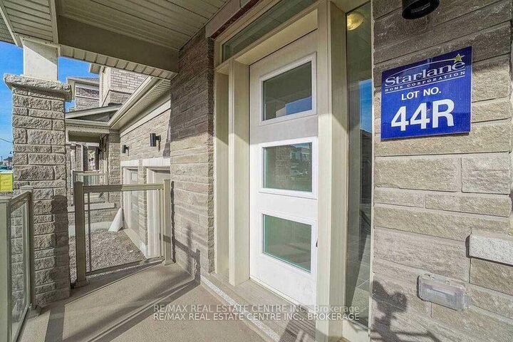 Property Photo: 151 Agro Street Bsmt ON L0R 2H7