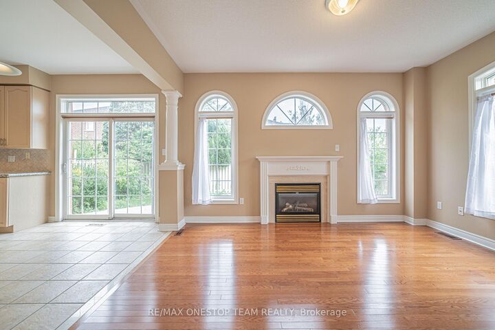 Property Photo:  2507 Nichols Drive  ON L6H 7A4 