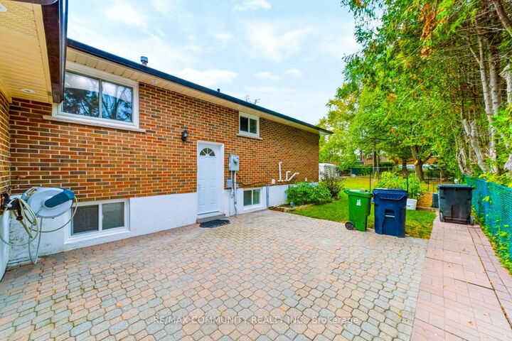Property Photo: 238 Orton Park Road B2 ON M1G 3H4