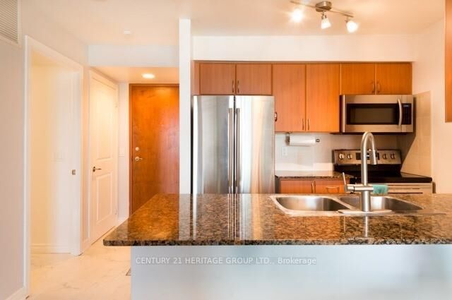Property Photo:  35 Bales Avenue 1912  ON M2N 7L7 
