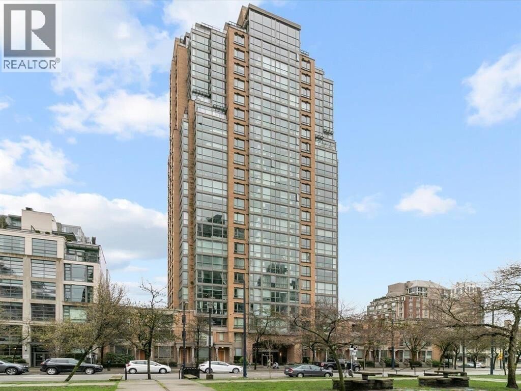 Property Photo:  1188 Richards Street 1902  BC V6B 3E6 