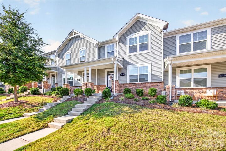 Property Photo: 13336 Savaine Street NC 28278