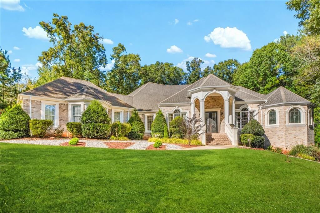 Property Photo:  1565 Mountain Shadow Trail  GA 30087 