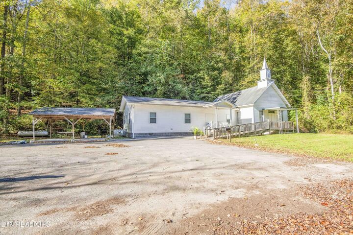 Property Photo: 164 Moores Gap Rd TN 37754