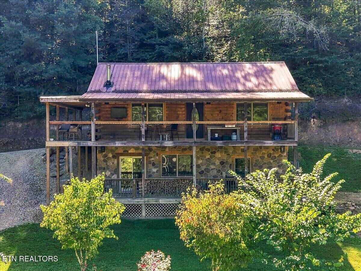 Property Photo:  462 Middle Creek Rd  TN 37722 