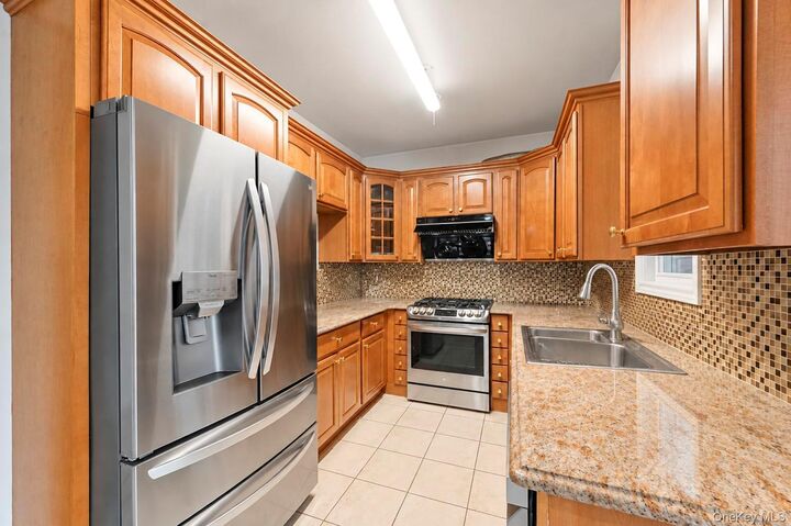 Property Photo:  14 N 4th Street  NY 11040 