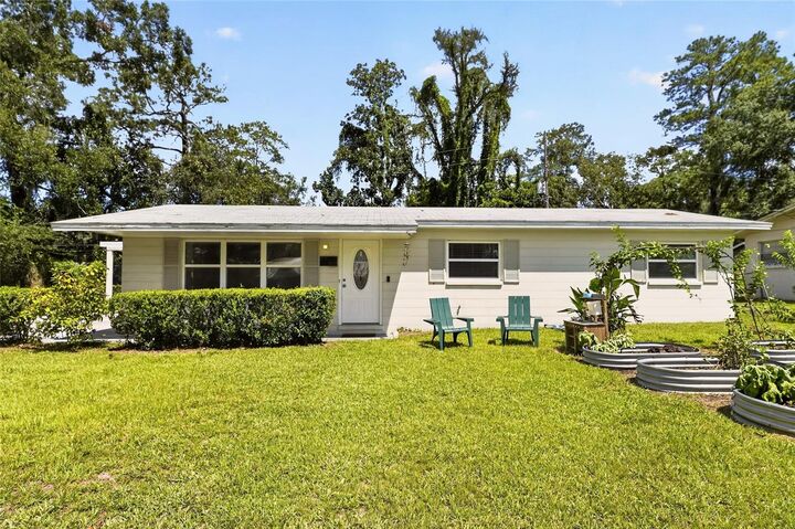 Property Photo:  3310 NW 30th Avenue  FL 32605 
