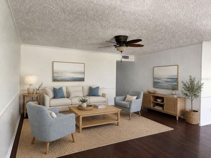 Property Photo: 350 79th Ave N 102 FL 33702