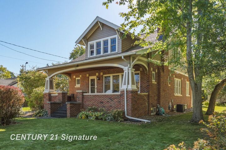 Property Photo:  4103 State Street  MI 48603 