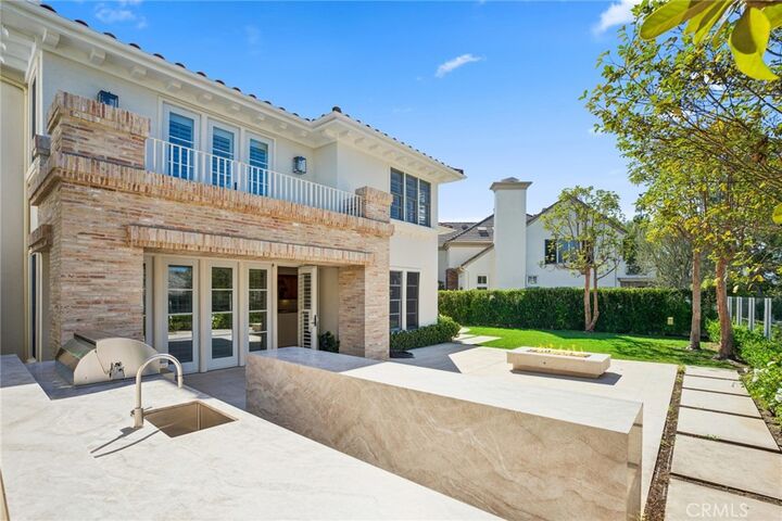Property Photo:  17 Colonial Drive  CA 92660 