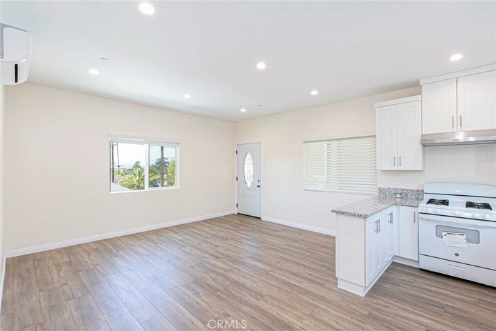 Property Photo:  1811 Bel Aire Drive  CA 91201 