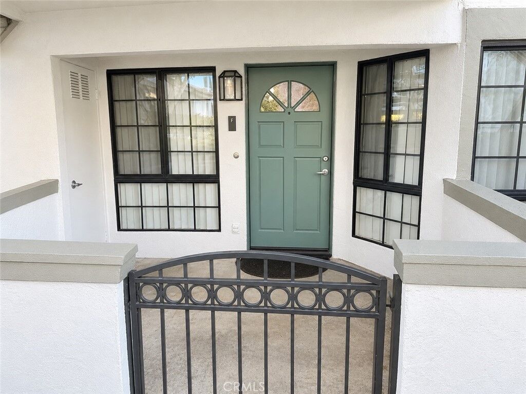 Property Photo: 26562 Camino De Vista 262 CA 92675