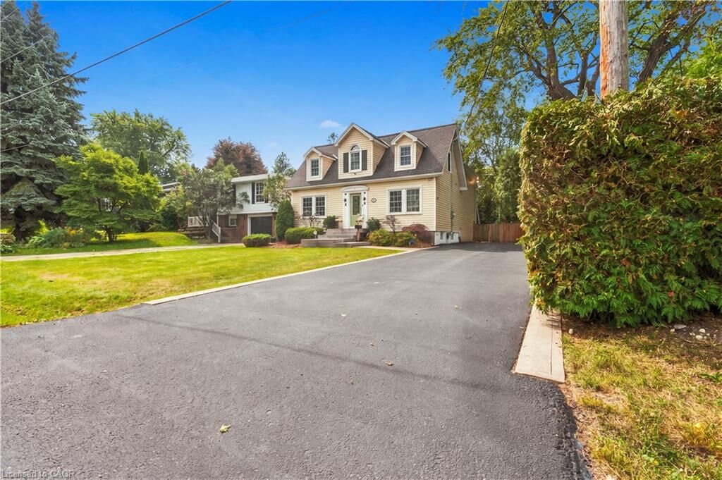Property Photo:  40 Valleyview Drive  ON L9G 2A5 