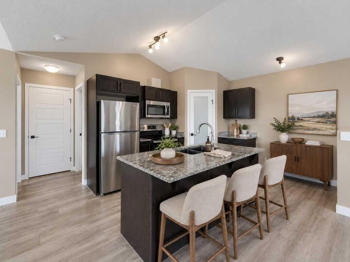 Property Photo:  2781 Chinook Winds Drive SW 8301  AB T4B 3S5 