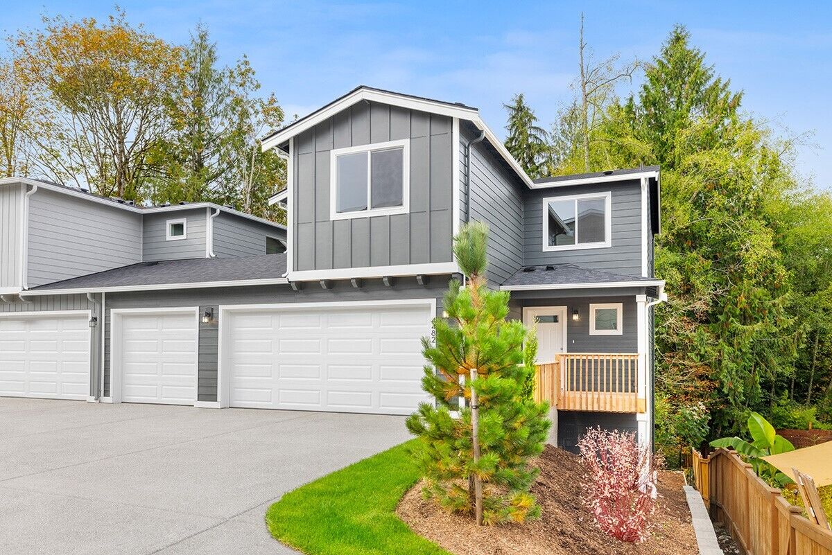 Property Photo:  4482  74th Drive NE B  WA 98270 