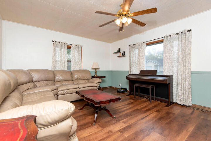 Property Photo:  718 W Woodbine Road  MO 65604 
